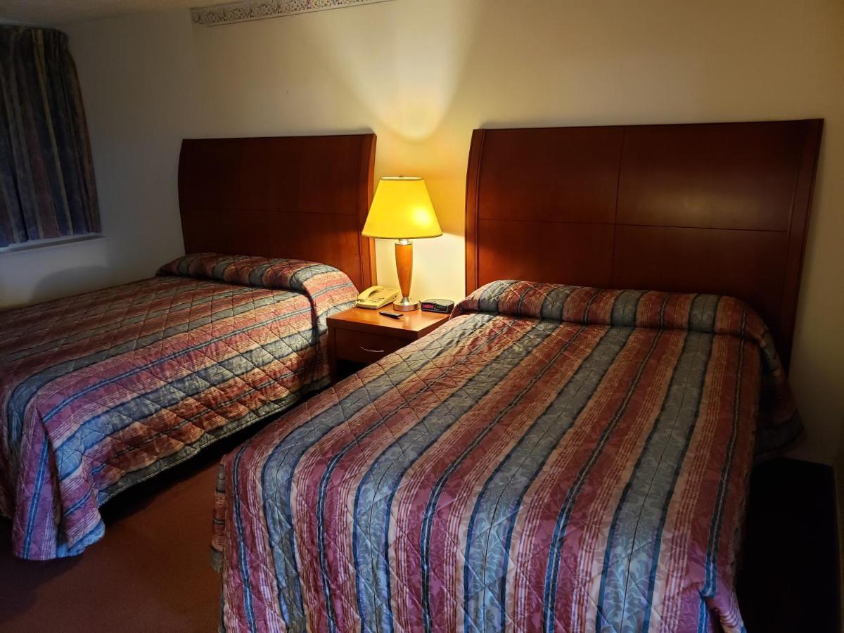 Huntingdon Motor Inn Exterior photo